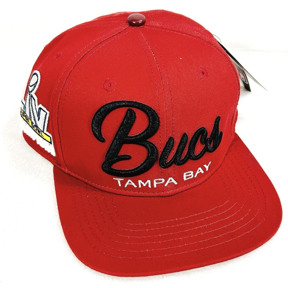 Tampa Bay Buccaneers Pro Standard Snapback Hat OS Red Super Bowl LV Champions
